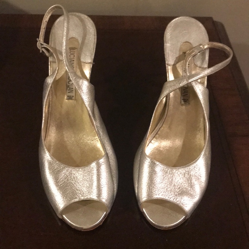 Silver matte Luciano Padovan 4’’ heels size 10